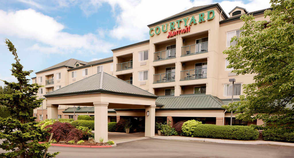 Courtyard By Marriott Portland Southeast/Clackamas Exterior foto